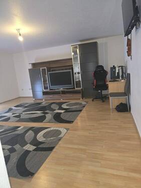 Bild 2 - 2 Zimmer Etagenwohnung zur Miete in Riedstadt