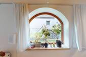 Gebogene Fenster im Wohnbereic - 