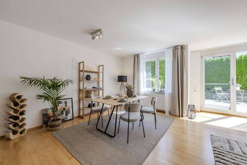 Heller Wohn-/ Essbereich - 3 Zimmer Etagenwohnung zum Kaufen in Stuttgart / Sillenbuch