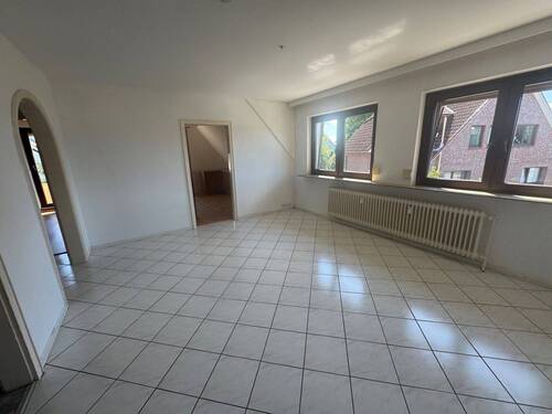 Helle Dachgeschosswohnung - 