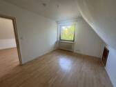 Lichtdurchflutete Dachwohnung - 
