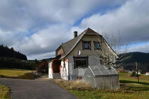 Außenansicht - 6 Zimmer Mehrfamilienhaus, Wohnhaus in Baiersbronn