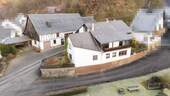 Wohnhaus mit Anbau - 5 Zimmer Einfamilienhaus zum Kaufen in Roßbach/Wied