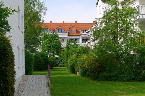 Außenanlage - 1 Zimmer Etagenwohnung zur Miete in Unterhaching