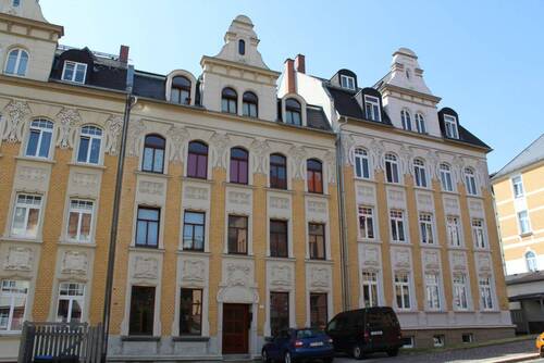 Fassade - IDEAL - Traumwohnung - groß und gemütlich !