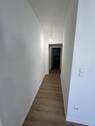 Flur vom Schlaf-Zi.ins Bad - 