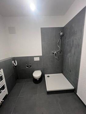 Duschbad - 2 Zimmer Etagenwohnung in Lustadt
