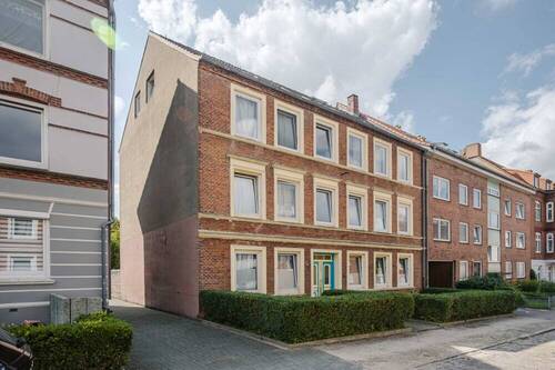 Außenansicht Front - 1 Zimmer Mehrfamilienhaus, Wohnhaus zum Kaufen in Kiel / Wellingdorf