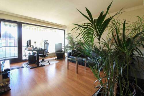 Wohnzimmer - 2 Zimmer Etagenwohnung zum Kaufen in Hamburg