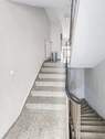 Treppenhaus - 3 Zimmer Etagenwohnung zum Kaufen in Berlin