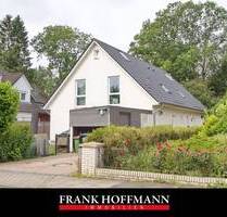 Moderne Doppelhaushälfte mit Stellplatz in Hamburg Farmsen Berne