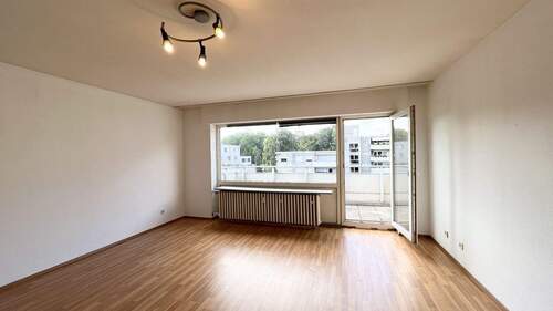 Wohn- Schlafzimmer - 1 Zimmer Etagenwohnung in Bergisch Gladbach