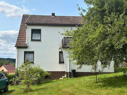 großes Grundstück - Einfamilienhaus in Rosa / Eckardts