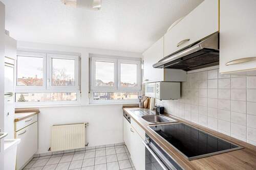 Küche - 2 Zimmer Etagenwohnung zum Kaufen in Ludwigsburg