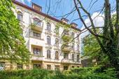 Eine beeindruckende architektonische Außenansicht mit zeitloser Schönheit - 