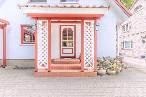 Bild 2 - 4 Zimmer Einfamilienhaus zum Kaufen in Aumühle