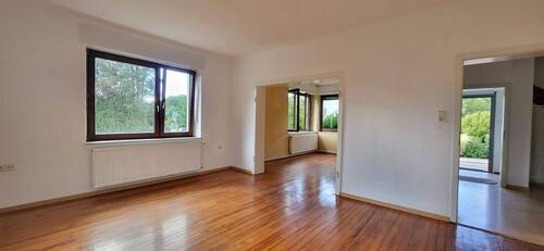 1000070369.jpg - 7 Zimmer Mehrfamilienhaus, Wohnhaus zum Kaufen in Beckingen