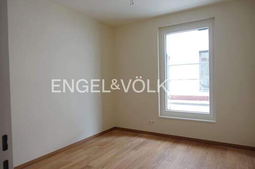 Weiteres Zimmer nach Südost - Etagenwohnung mit 82,00 m&sup2; in Tübingen zur Miete