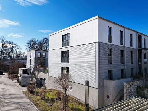 Außenansicht - Sonnige 4-Zimmer-Wohnung mit Bergblick nähe Bad Aibling
