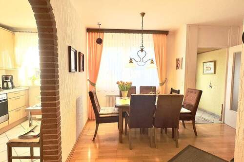 zentraler Essbereich - 