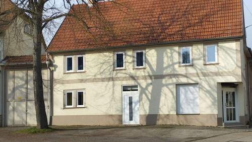Ansicht - Einfamilienhaus mit viel Platz und Möglichkeiten