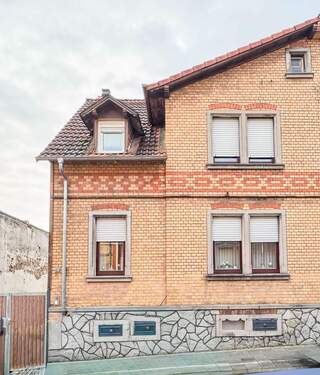 Außenansicht - Attraktive Doppelhaushälfte in perfekter Lage