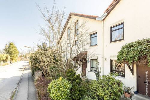 Reihenhaus mit Südgarten - 6 Zimmer Reihenmittelhaus zum Kaufen in München