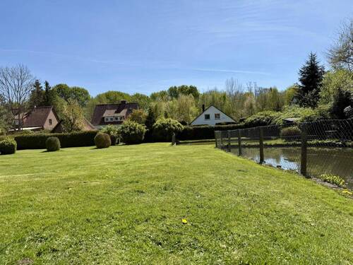 Garten mit Teichen - 