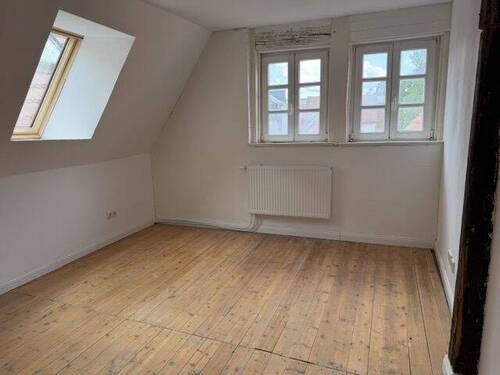 Zimmer 1 - Etagenwohnung mit 90,00 m&sup2; in Güstrow zur Miete