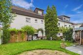 Hausansicht Gartenbereich - ***Platz zum Ankommen! Dachgeschoss - 3 ZKB in familiärem 4-Familienhaus in Brühl***