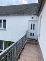 Zugang Whg OG links - 4 Zimmer Etagenwohnung in Groß-Zimmern