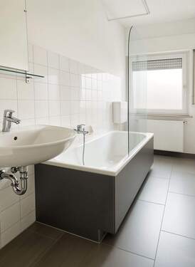 Bad - (KI generiert) - 