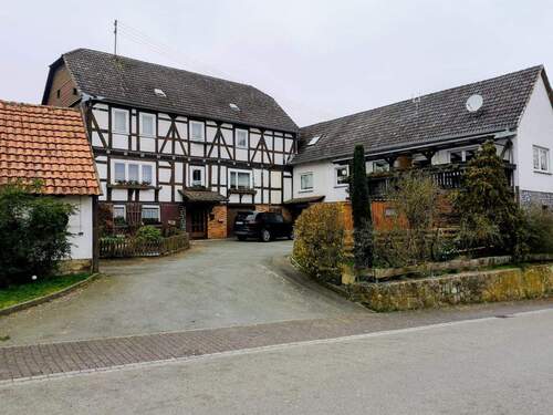 1000074204.jpg - Frankenberg Eder OT! Bauernhof mit NG und 2.500m² Grundstück!