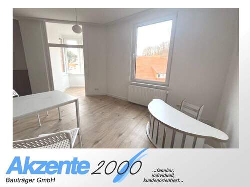 Kinderzimmer/Büro - 