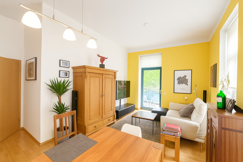 Wohnzimmer - 3 Zimmer mit Balkon - Zentrale Lage am Zoo