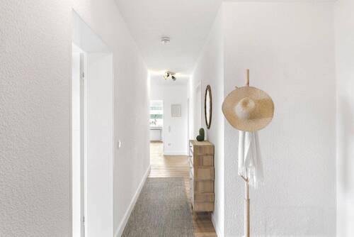 EINGANGSBEREICH - 3 Zimmer Etagenwohnung zum Kaufen in Duisburg