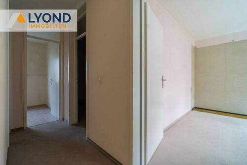 1. Wohnung Flur / Zugang Zimmer 2 - 