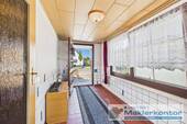 Diele Eingangsbereich - 7 Zimmer Einfamilienhaus in Dargun