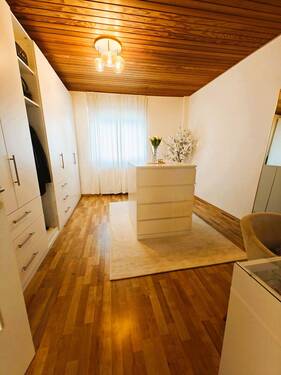 Schlafzimmer 2 - Etagenwohnung mit 96,00 m&sup2; in Durach zum Kaufen