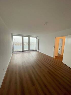 Wohnzimmer - Etagenwohnung mit 65,00 m&sup2; in Köln zur Miete