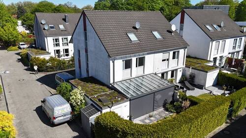 Rückansicht - 5 Zimmer Doppelhaushälfte zum Kaufen in Gelsenkirchen