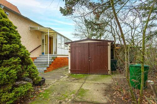 Garageneinfahrt - Einfamilienhaus mit 124,00 m&sup2; in Ladeburg zum Kaufen