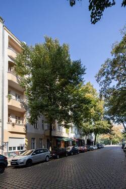 Fassade - 1 Zimmer Etagenwohnung zum Kaufen in Berlin