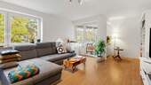 Wohnzimmer 1 - Schöne, helle 3-Zimmer-Wohnung mit TG-Stellplatz - großzügiges Wohnen direkt am Westpark