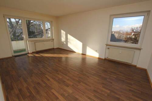 Wohnen - 3 Zimmer Etagenwohnung in Rosenheim