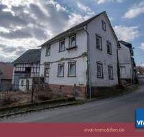 Grundstück mit Altbestand: erhaltenswerte Scheune; Wohnhaus-Abriss und -Neubau? Käuferprovisionsfrei - Weilrod Gemünden