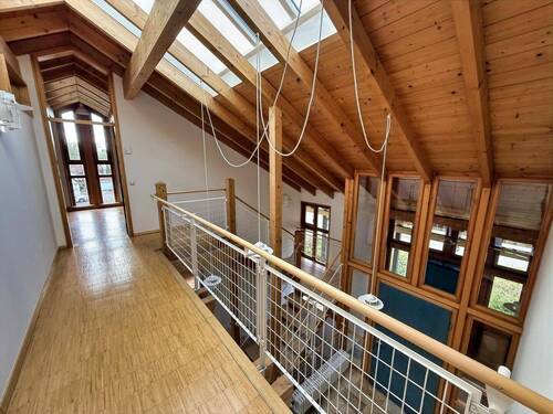 Galerie Dachgeschoss mit Zugang Schlafzimmer - 
