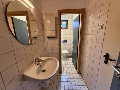 Toilette Untergeschoss - 