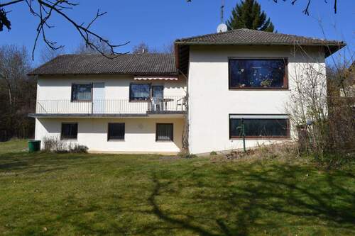 DSC_1133.JPG - Einfamilienhaus mit Garage - 395.000,00&nbsp;EUR Kaufpreis, ca.&nbsp; 190,00&nbsp;m&sup2;&nbsp;Wohnfl&auml;che