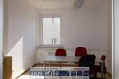 Büro 8 - 